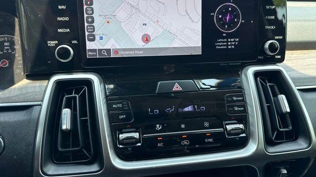 2022 Kia Sorento X-Line S