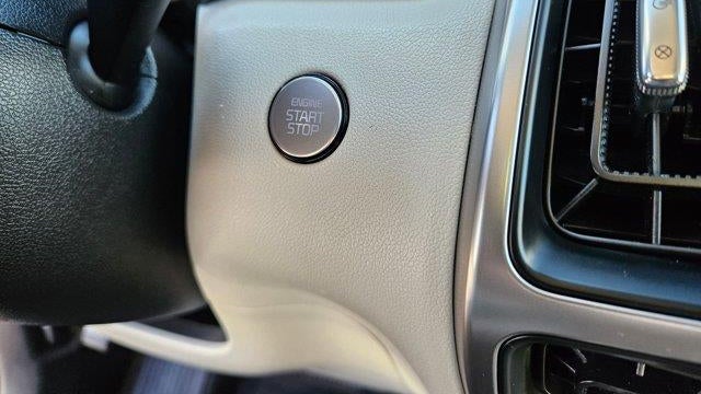 2022 Kia Sorento X-Line S
