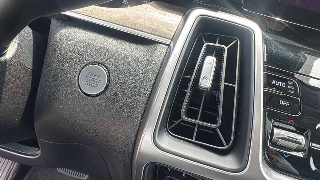 2023 Kia Sorento X-Line S
