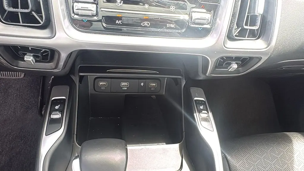 2023 Kia Sorento X-Line S