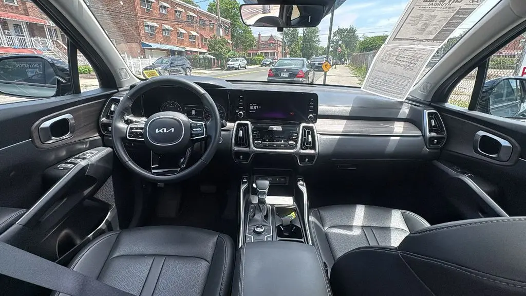 2023 Kia Sorento X-Line S