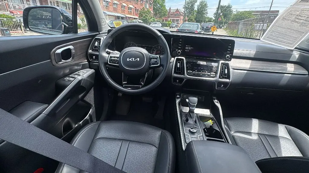 2023 Kia Sorento X-Line S