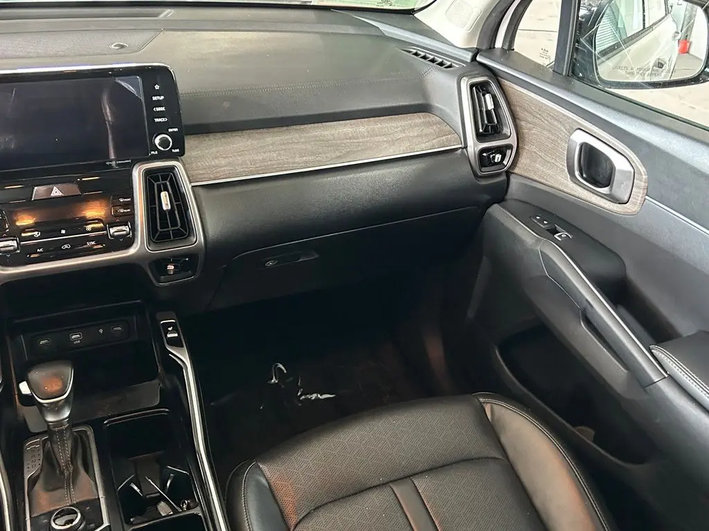 2023 Kia Sorento - $24,997