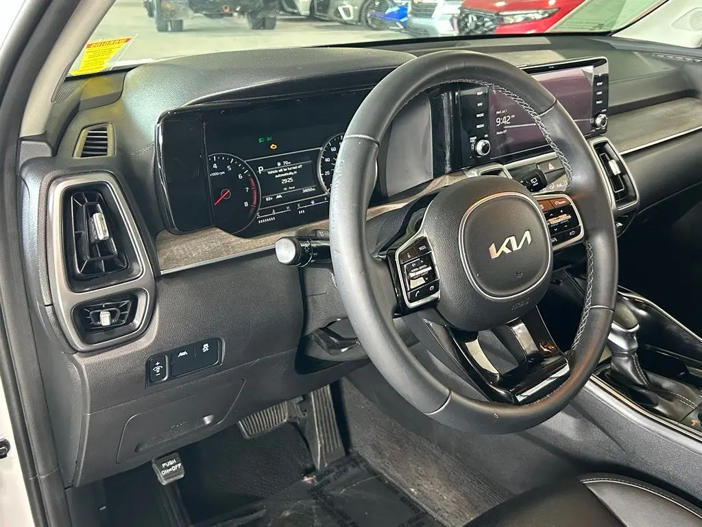 2023 Kia Sorento - $24,997