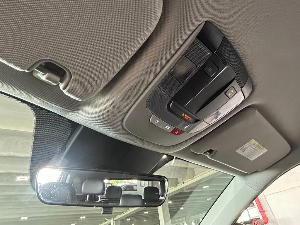 2023 Kia Sorento - $24,997
