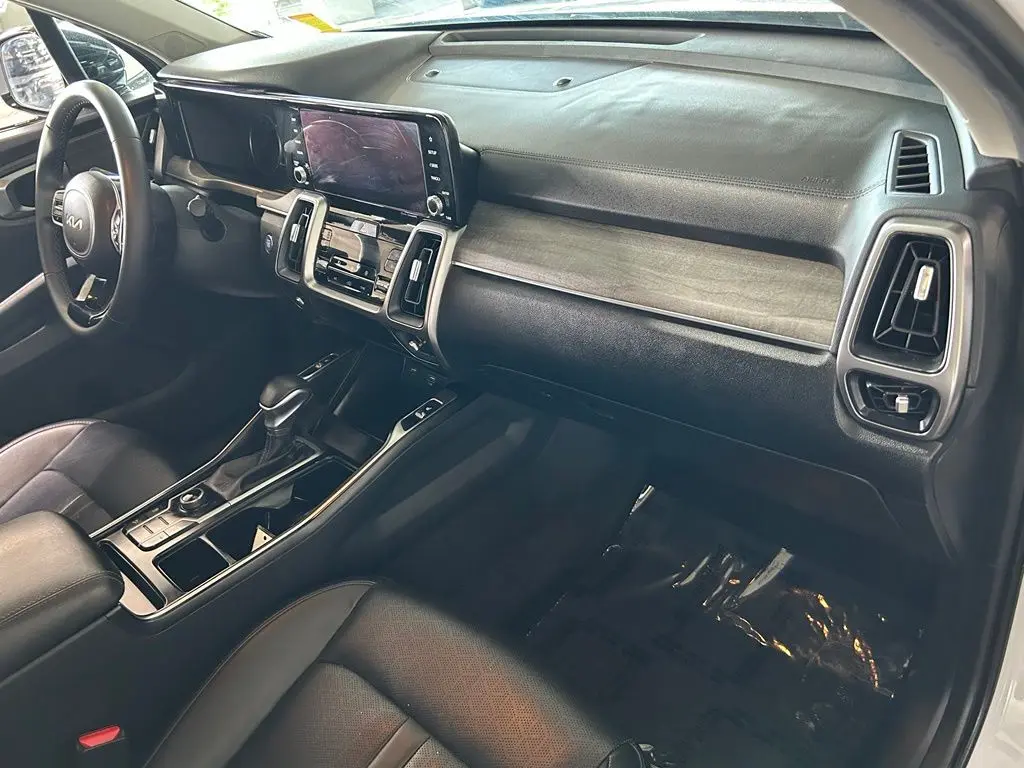 2023 Kia Sorento - $24,997