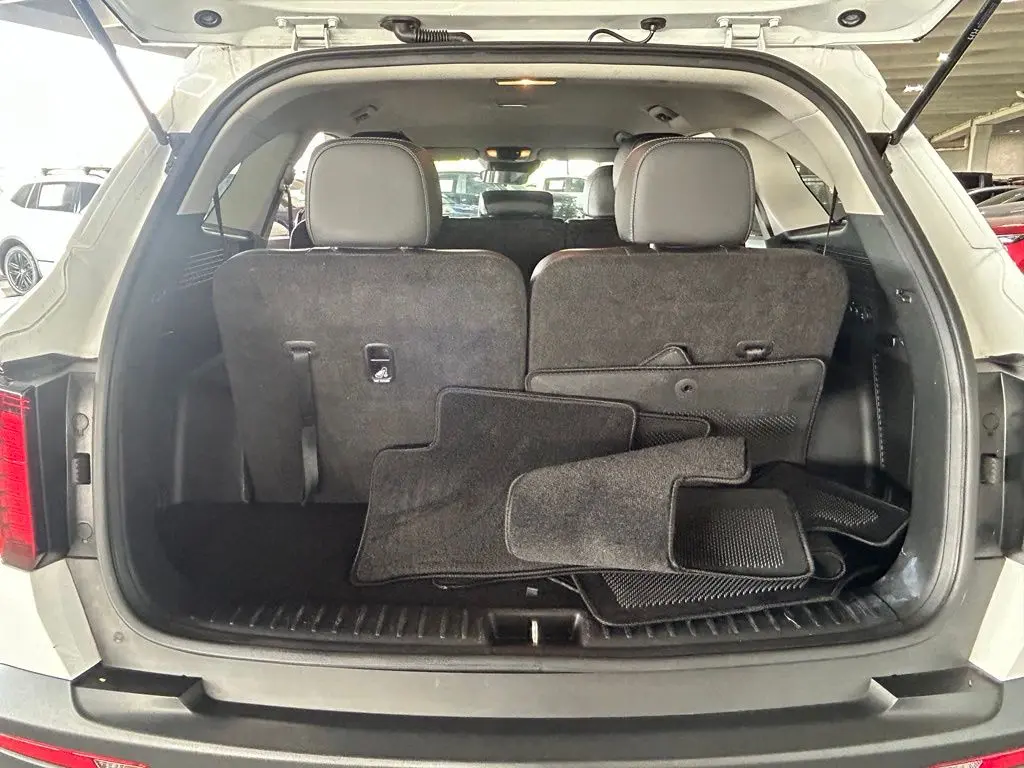 2023 Kia Sorento - $24,997