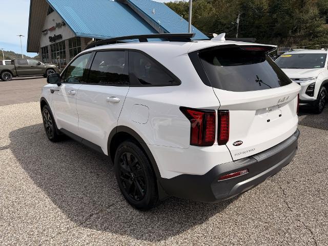 2023 Kia Sorento - $26,090