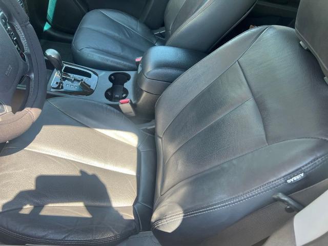 2012 Hyundai Santa Fe - $9,606