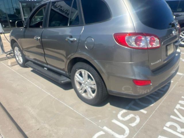 2012 Hyundai Santa Fe - $9,606