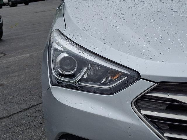 2018 Hyundai Santa Fe Sport - $10,652