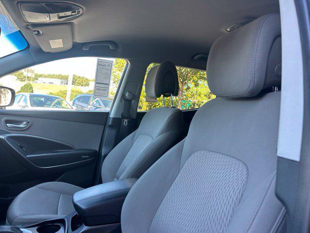 2017 Hyundai Santa Fe - $13,950
