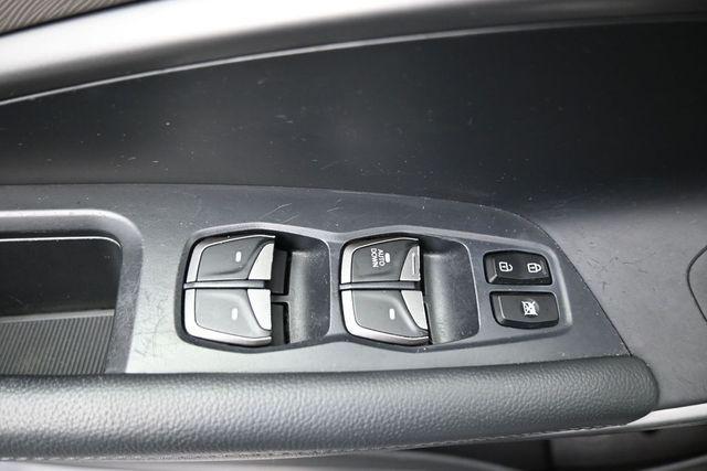 2018 Hyundai Santa Fe Sport - $13,922