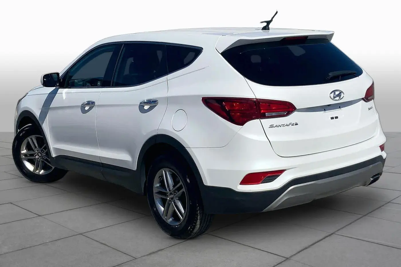2018 Hyundai Santa Fe Sport - $11,986