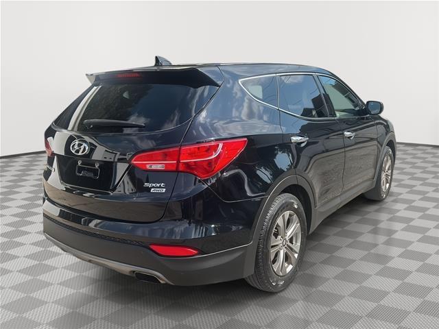 2016 Hyundai Santa Fe Sport - $10,900