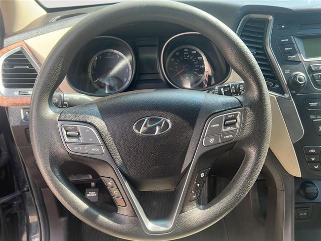 2016 Hyundai Santa Fe Sport - $10,900