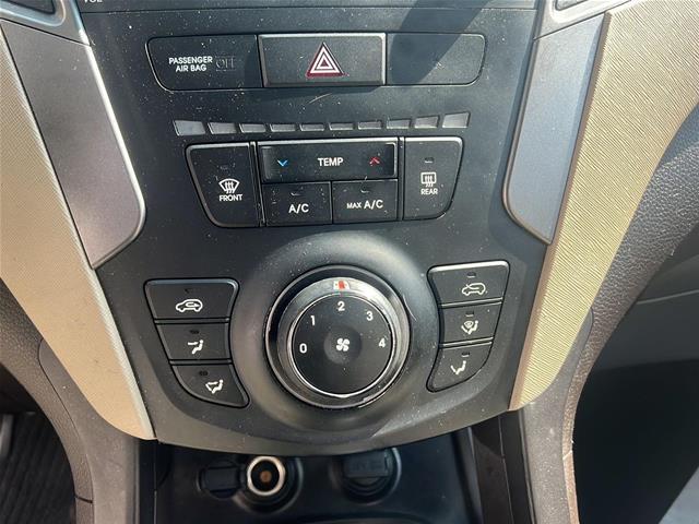 2016 Hyundai Santa Fe Sport - $10,900