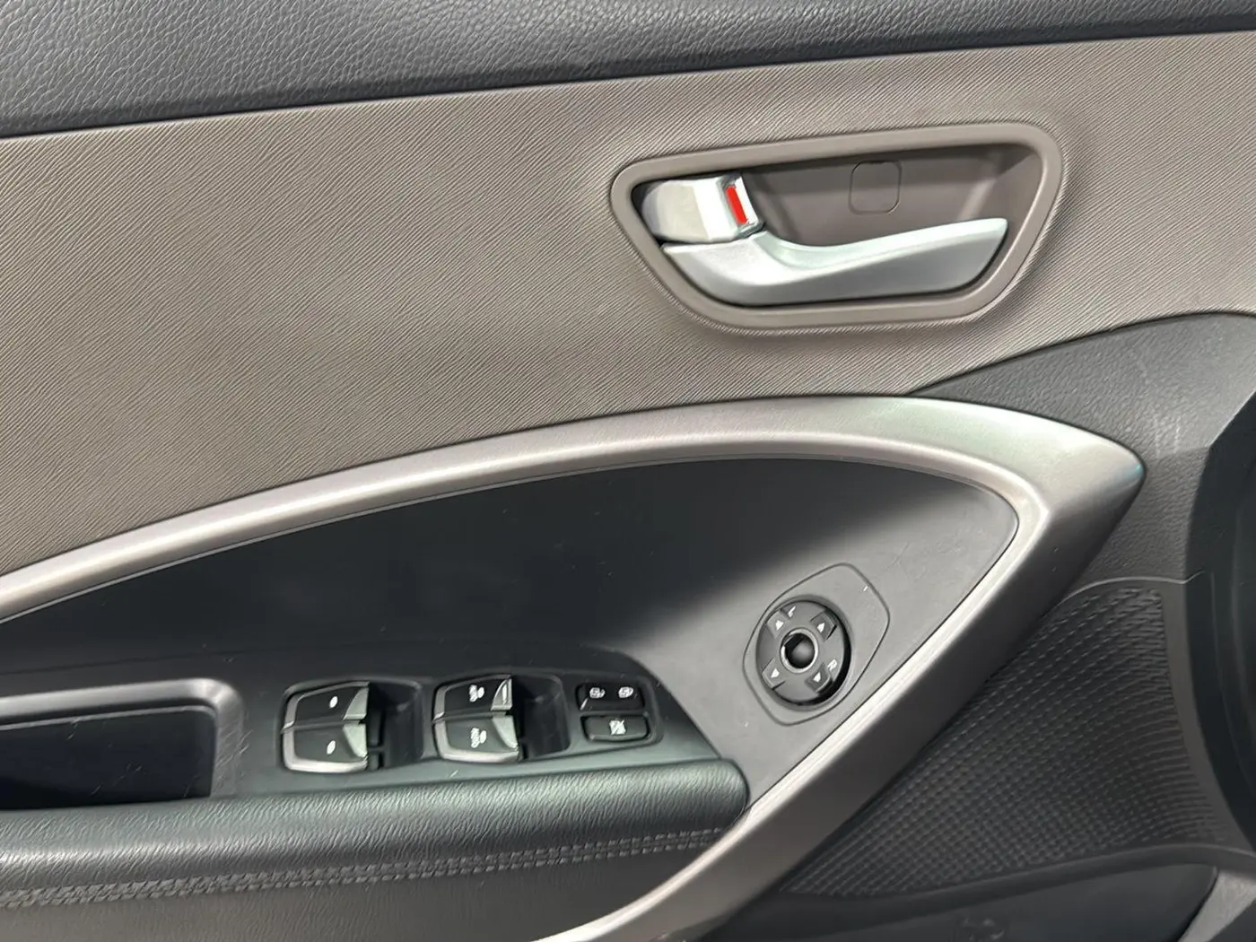 2015 Hyundai Santa Fe Sport - $4,498