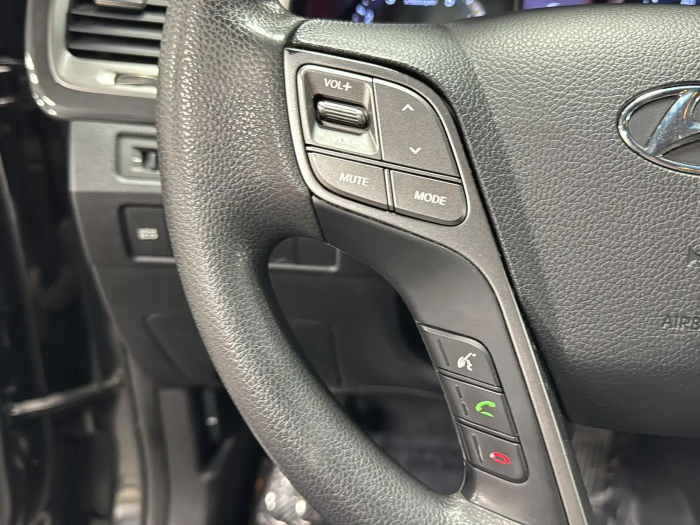 2015 Hyundai Santa Fe Sport - $4,498