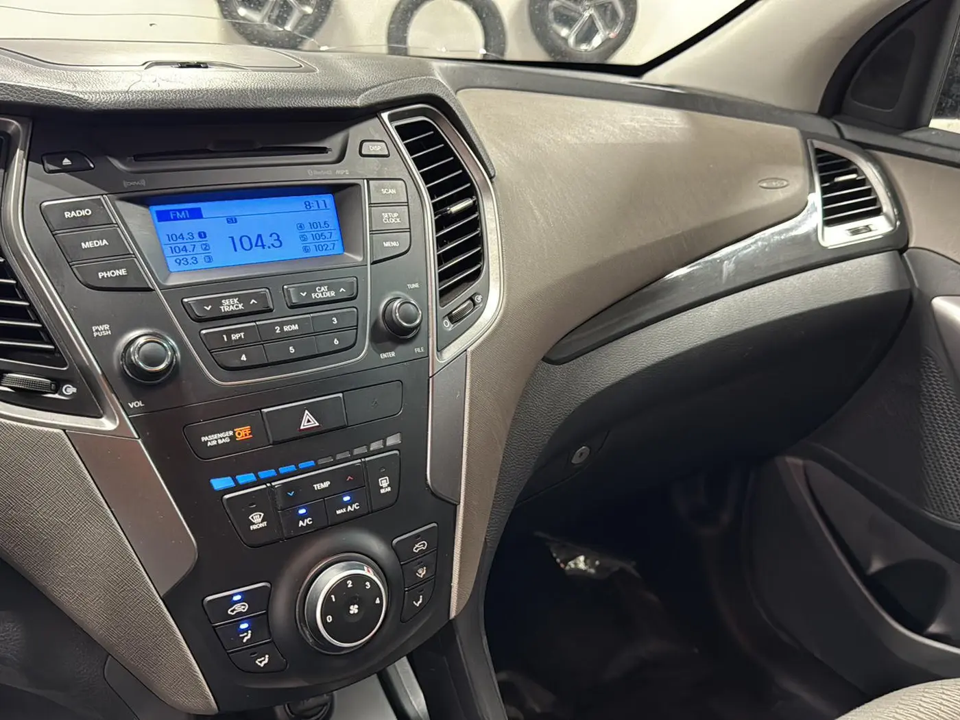 2015 Hyundai Santa Fe Sport - $4,498