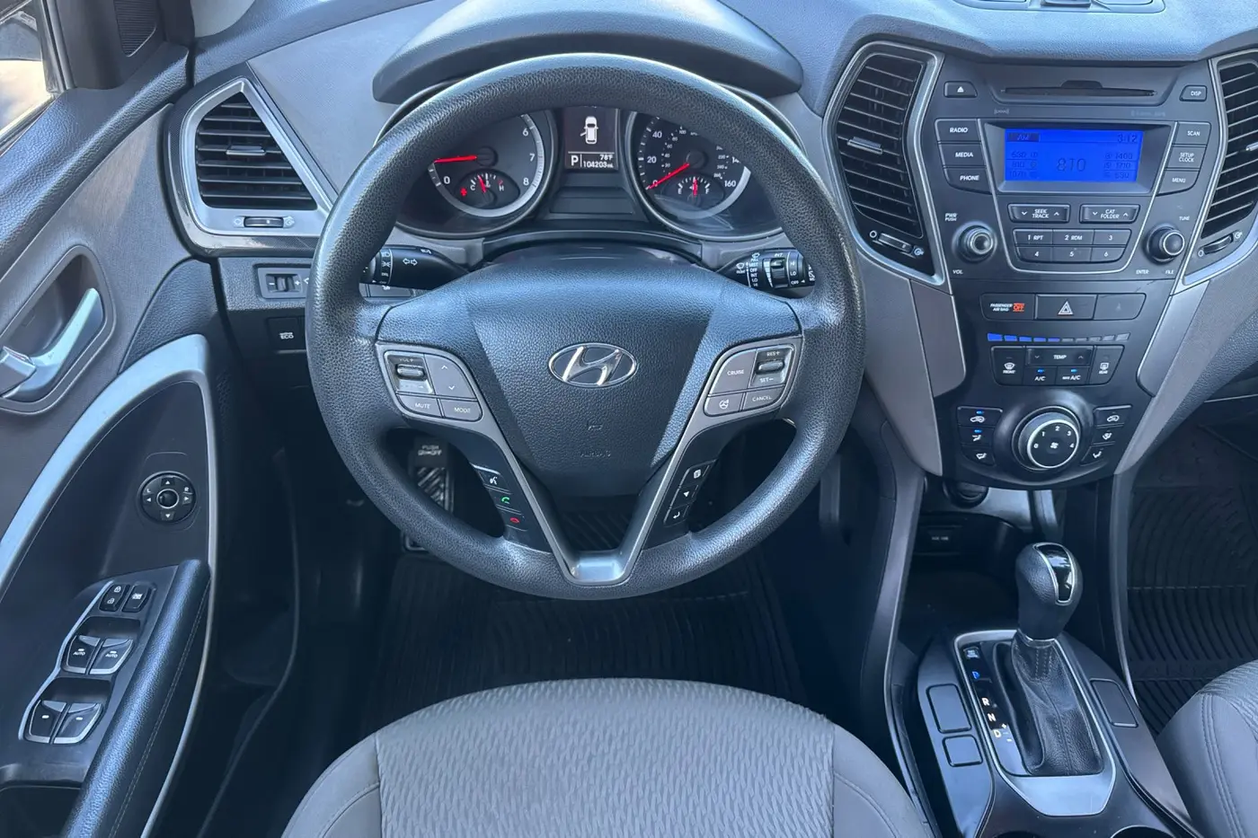 2016 Hyundai Santa Fe Sport - $9,950