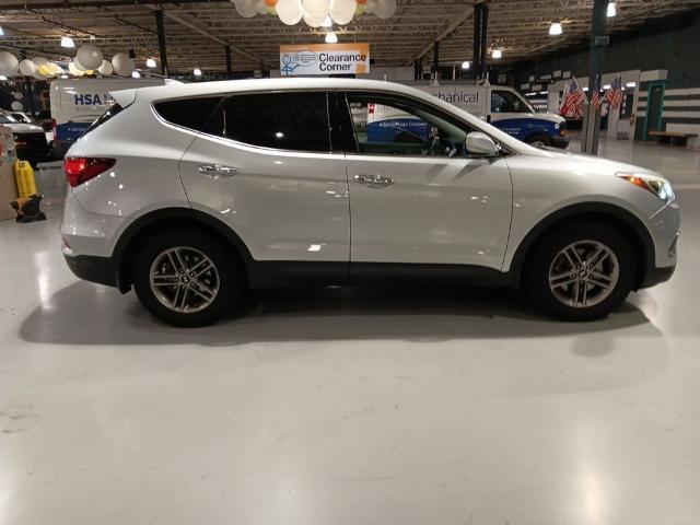2017 Hyundai Santa Fe - $13,510
