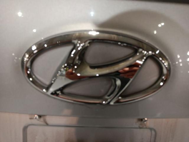 2017 Hyundai Santa Fe - $13,510