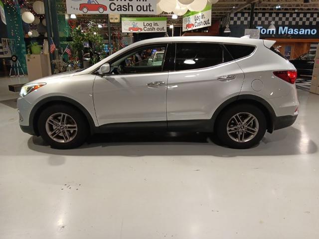 2017 Hyundai Santa Fe - $13,510