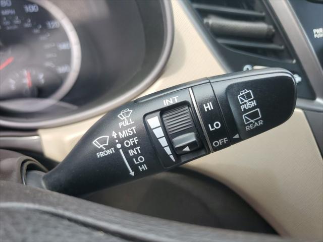 2014 Hyundai Santa Fe Sport - $8,499