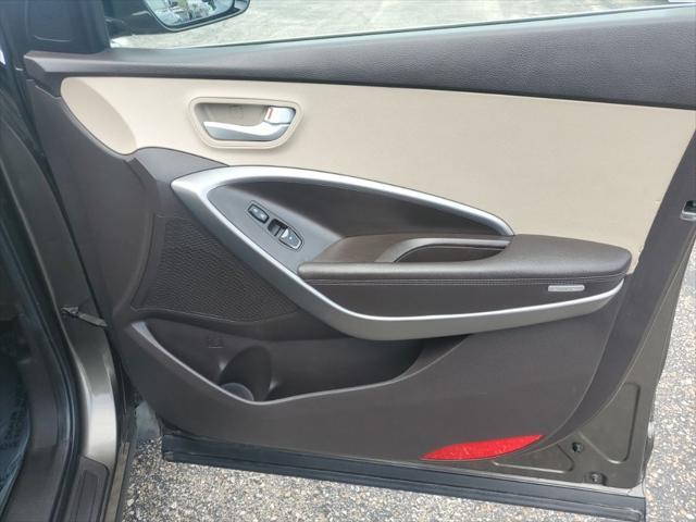2014 Hyundai Santa Fe Sport - $8,499