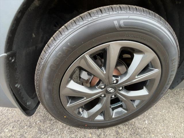 2018 Hyundai Santa Fe Sport - $16,700