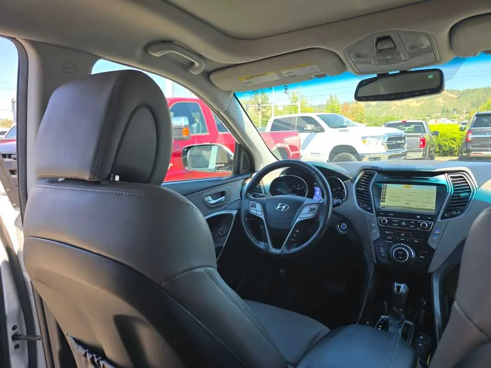 2017 Hyundai Santa Fe - $17,249