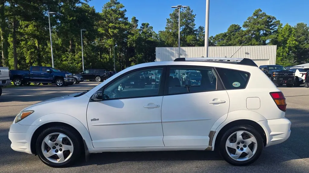 2004 Pontiac Vibe Base