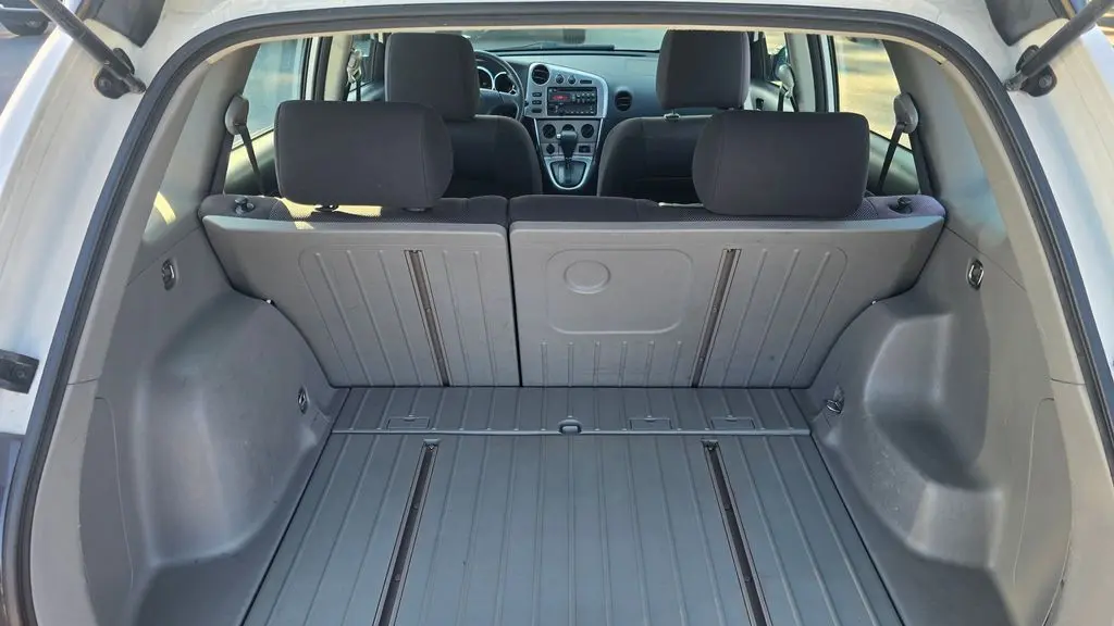 2004 Pontiac Vibe Base