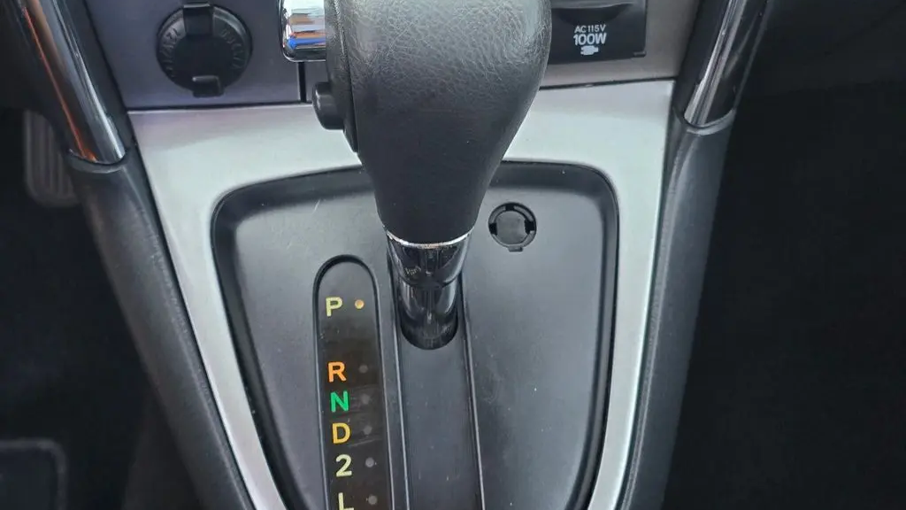 2004 Pontiac Vibe Base