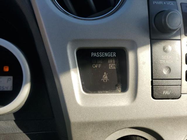 2009 Pontiac Vibe - $8,199