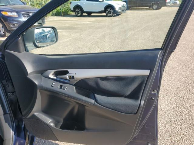 2009 Pontiac Vibe - $8,199