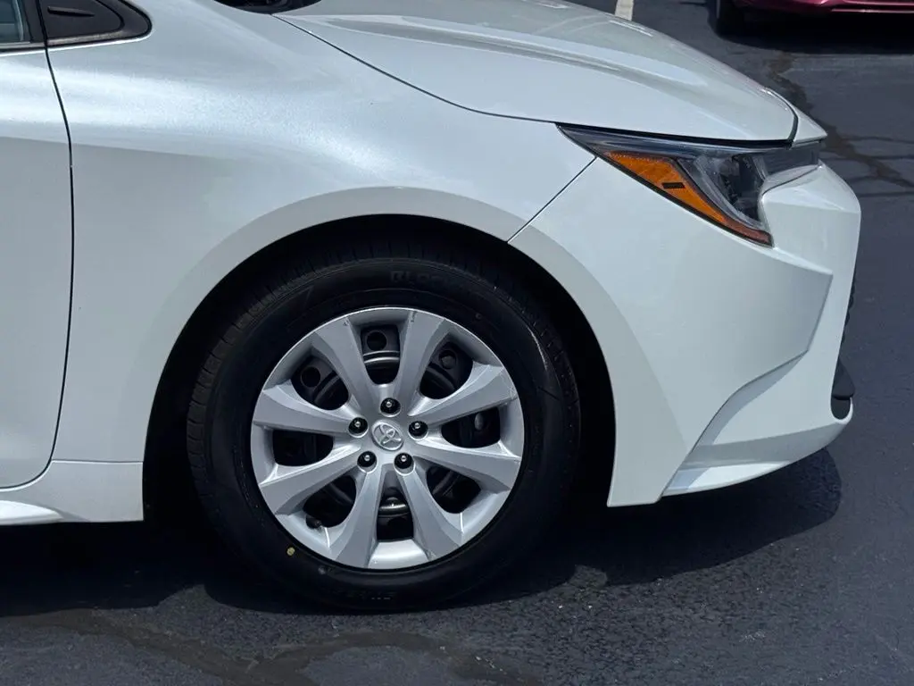 2023 Toyota Corolla - $20,000