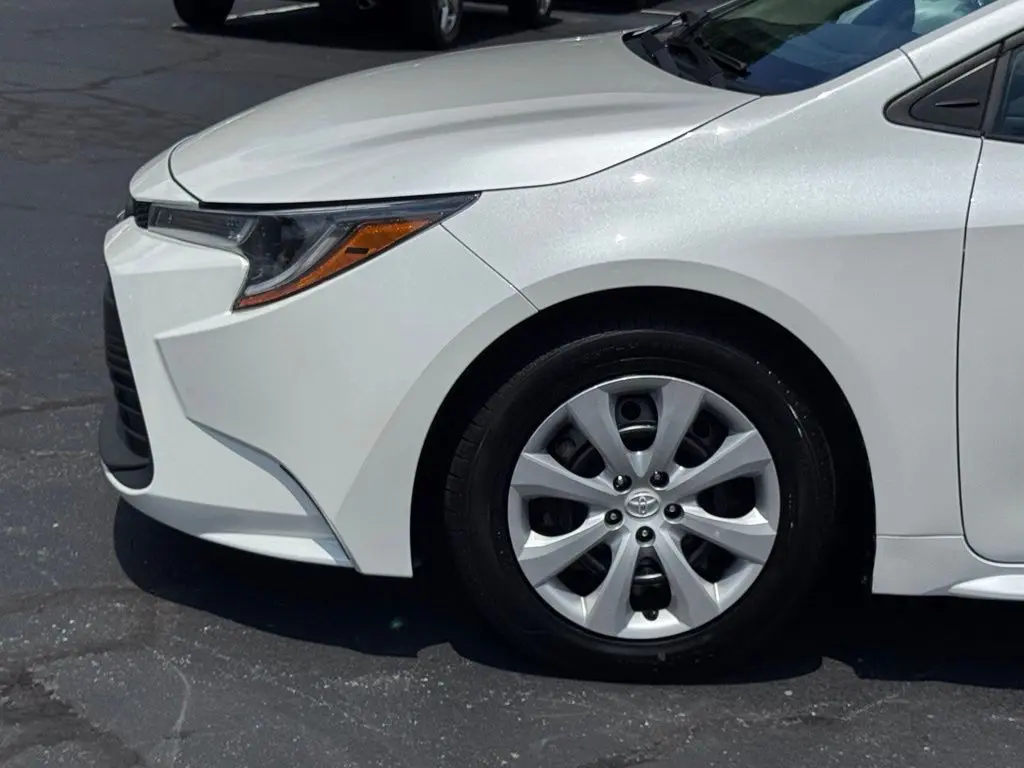 2023 Toyota Corolla - $20,000