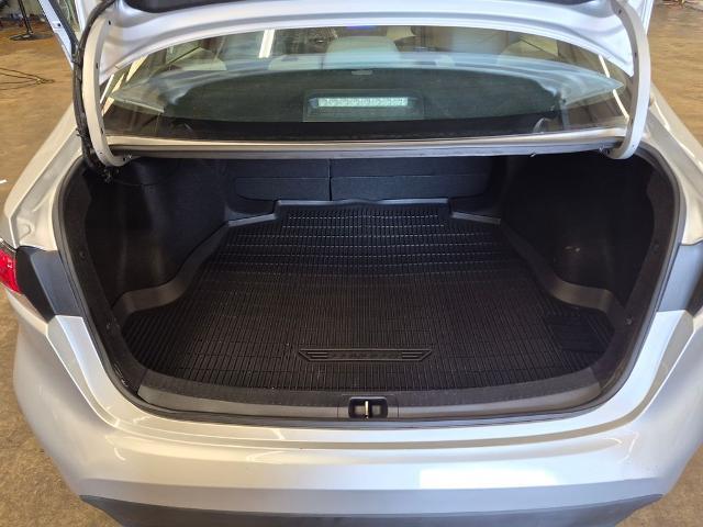 2023 Toyota Corolla - $19,500