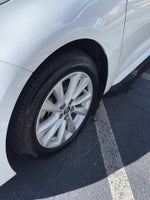 2024 Corolla Thumbnail 7