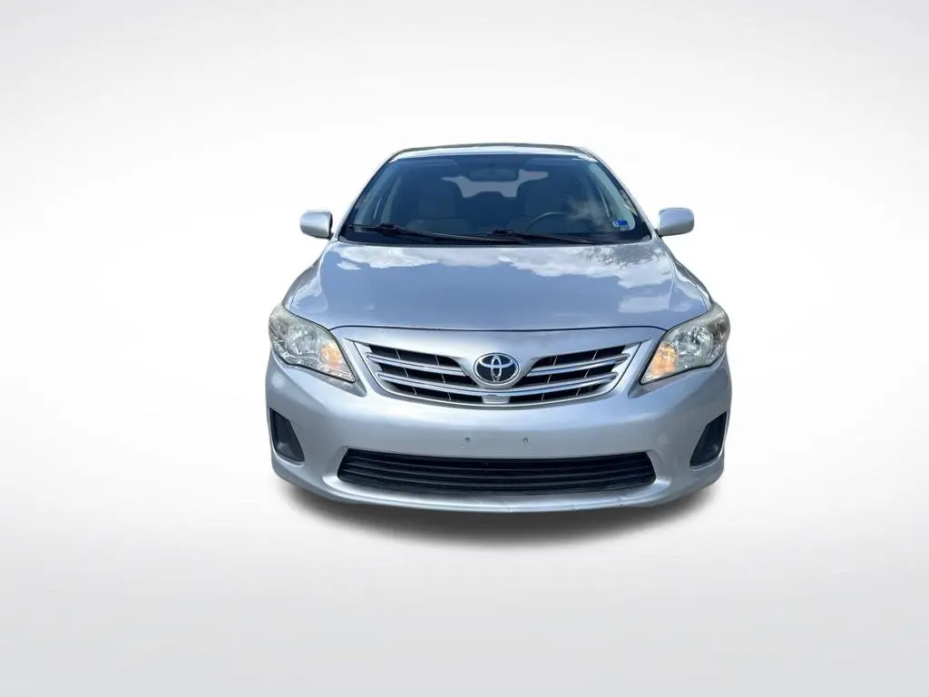 2013 Toyota Corolla - $9,489