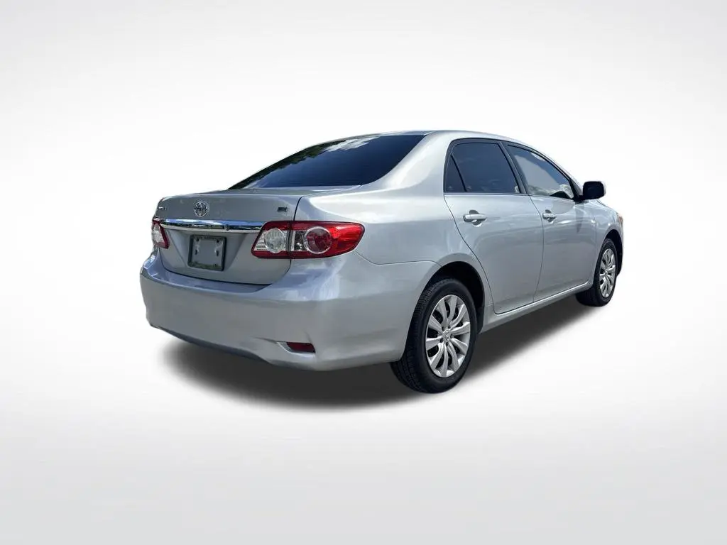 2013 Toyota Corolla - $9,489