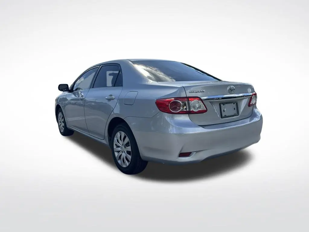2013 Toyota Corolla - $9,489