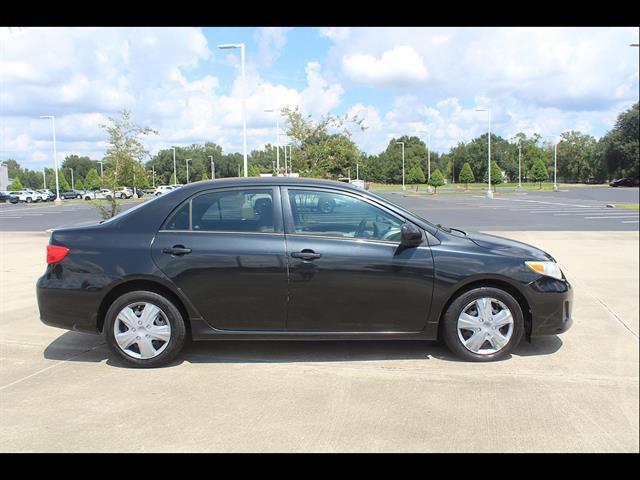 2012 Toyota Corolla - $9,400