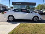 2019 Corolla Thumbnail 8