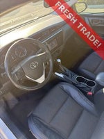 2019 Corolla Thumbnail 17