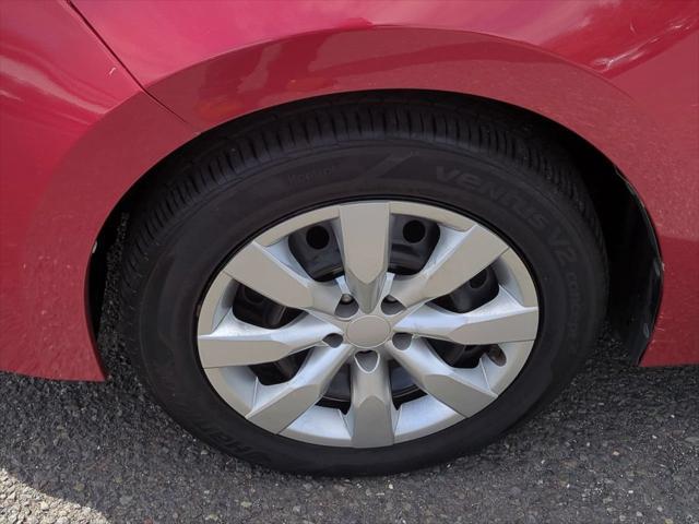 2014 Toyota Corolla - $9,995