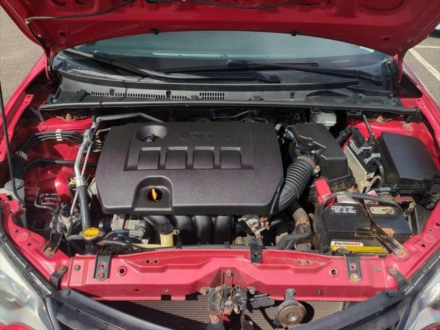 2014 Toyota Corolla - $9,995