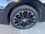 2016 Corolla Thumbnail 8